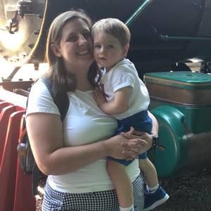 Meet your Posher, Ashley